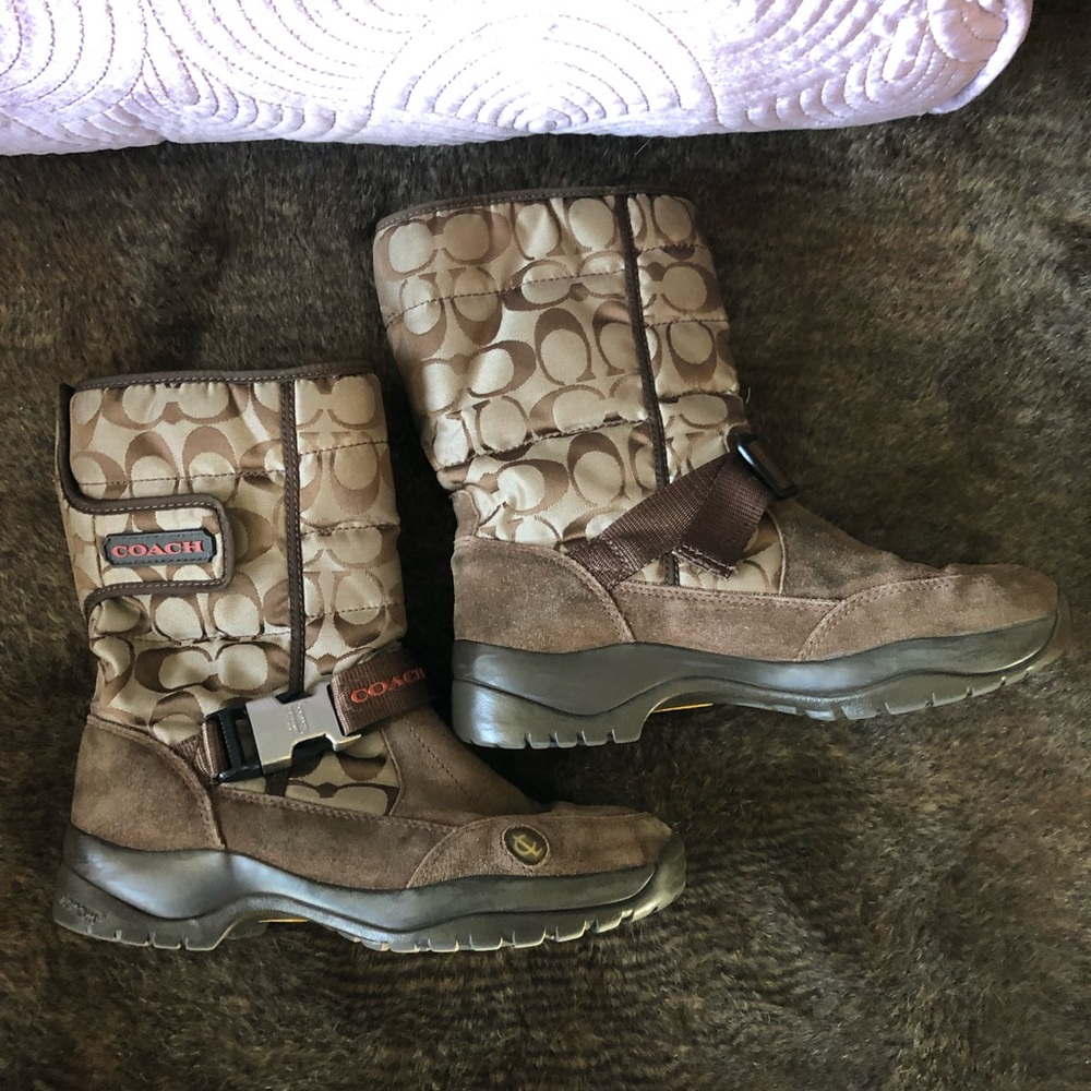 Coach boots 👢 - Picture 5 of 7